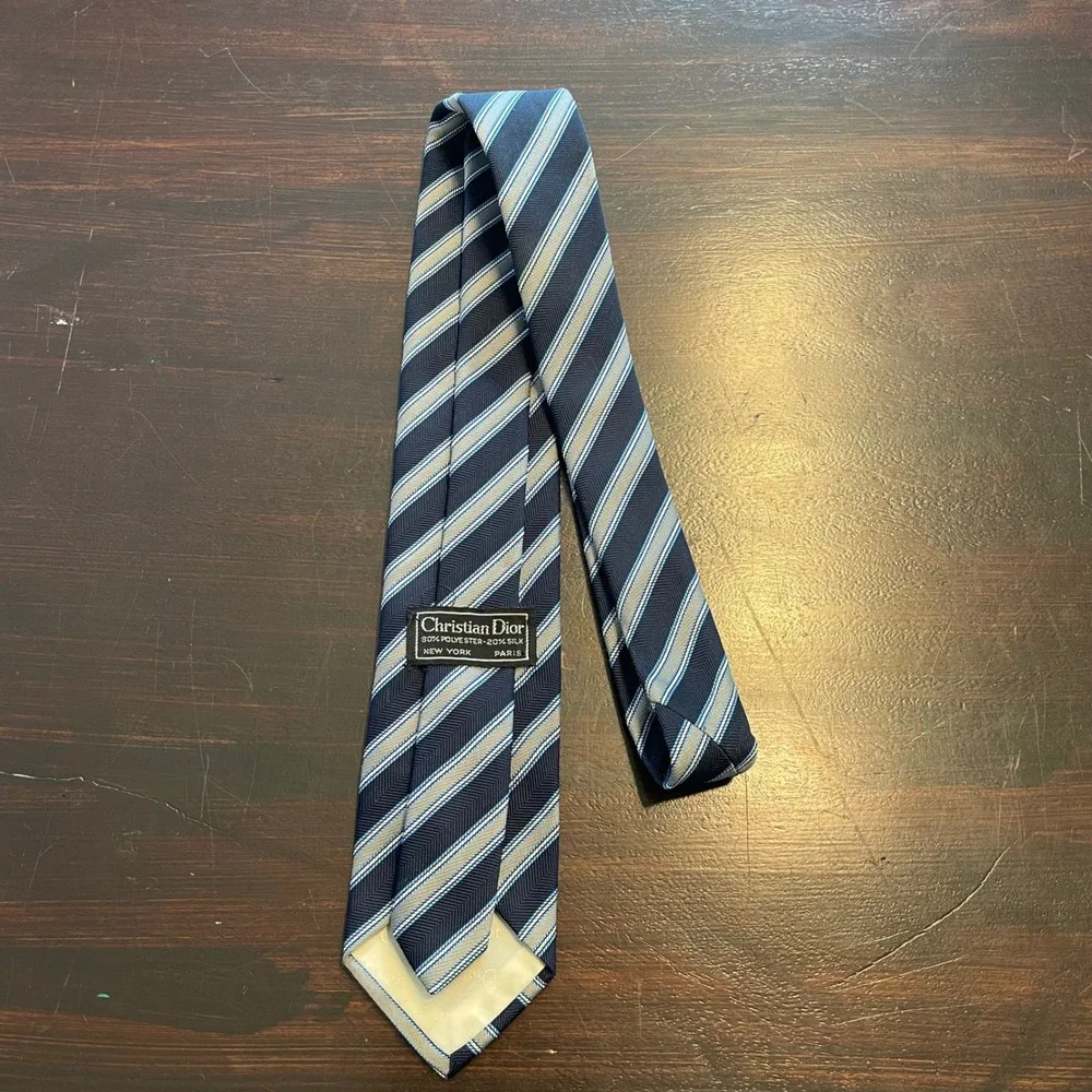 Christian Dior Mens Navy Blue Grey Striped Silk Blend Herringbone Necktie Logo